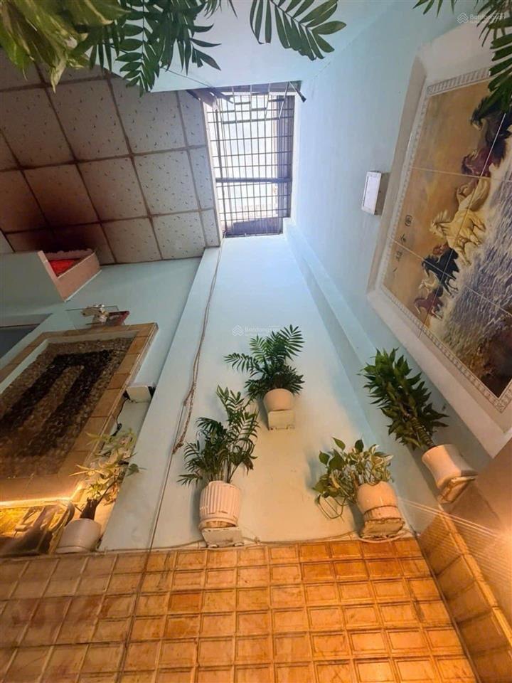 Nhà bà hom  quận 6  hẻm xe hơi  ngang 4,1m  36m2  2 tầng  tiện ở ngay  3.x tỷ