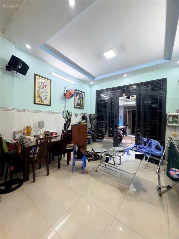 Nhà bà hom  quận 6  hẻm xe hơi  ngang 4,1m  36m2  2 tầng  tiện ở ngay  3.x tỷ