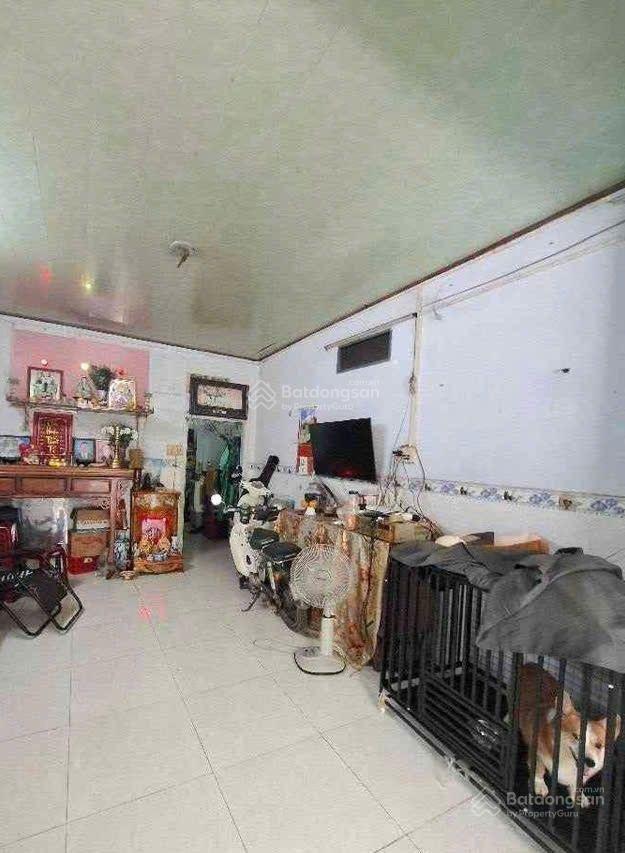 Nhà phạm văn chí  quận 6  68m²  3 tầng  4 phòng ngủ  hẻm xe hơi  6,x tỷ