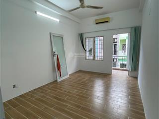 Cho thuê phòng ngủ tách bếp rộng 40m2 view landmark mới 100%, nằm ngay bến tuyến tàu metro