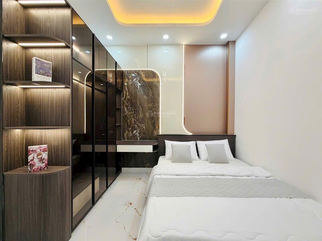 Bán nhà riêng hẻm 1 xẹt sau lưng mặt tiền nguyễn văn khối.