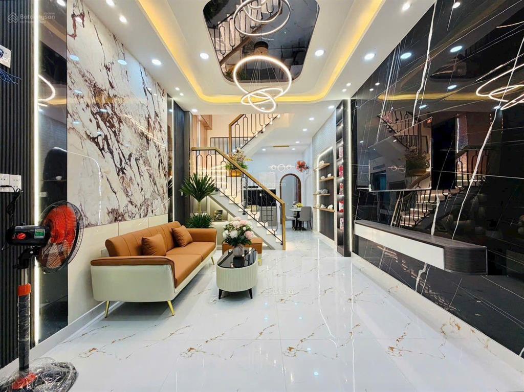 Bán nhà riêng hẻm 1 xẹt sau lưng mặt tiền nguyễn văn khối.