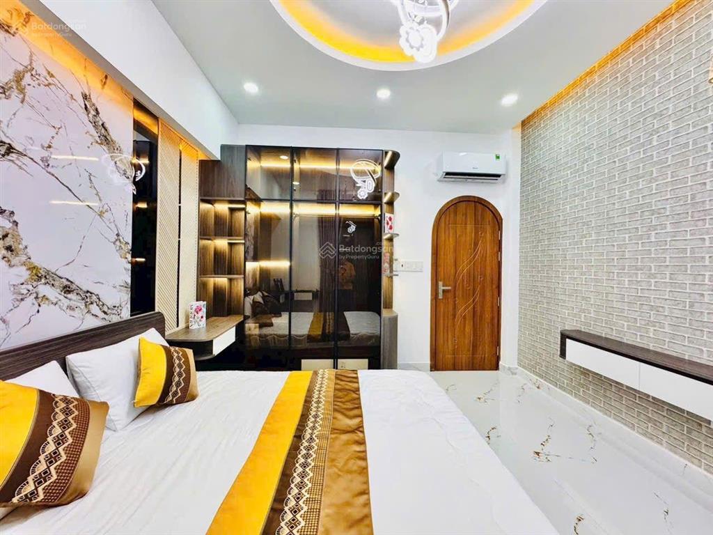 Bán nhà riêng hẻm 1 xẹt sau lưng mặt tiền nguyễn văn khối.