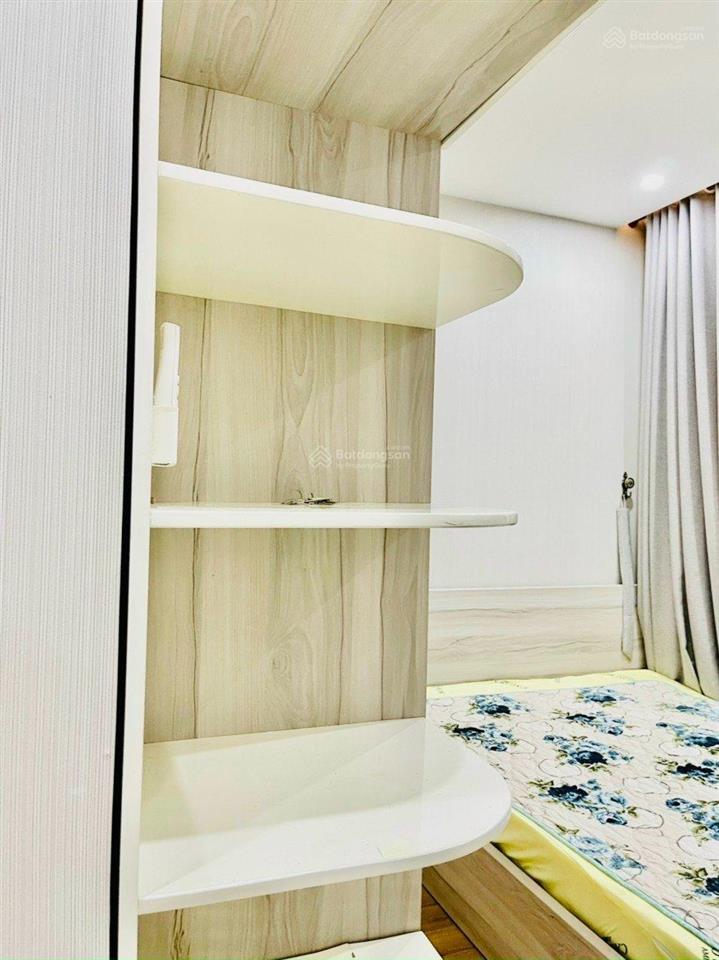 Chính chủ cần bán căn hộ 2pn+2wc khu ruby, giá 4.4 tỷ, full nội thất, sổ hồng sẵn,  0947 050 ***