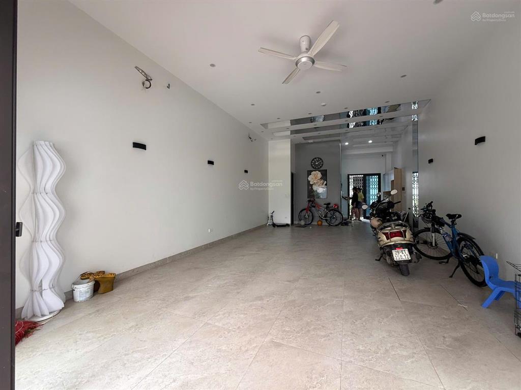 Cho thuê văn phòng 50m2 tại ngọc thụy, long biên, hà nội, giá 10 triệu