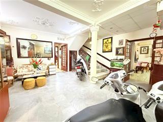 Biệt thự sân vườn mặt phố trần hưng đạo  hoàn kiếm gần 200m² đất | 110m² xây dựng | 4 tầng | 77 tỷ