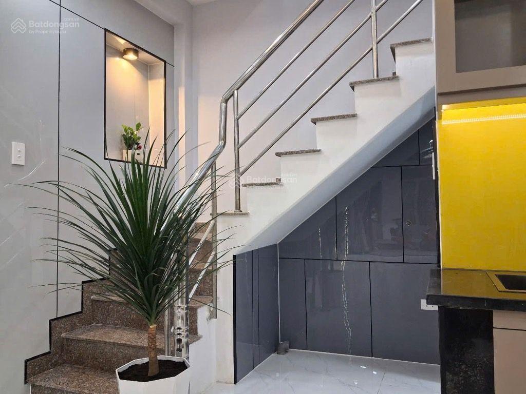 Nhà bán đường số5hẻm 6m3tầng4pngiá 3ty95