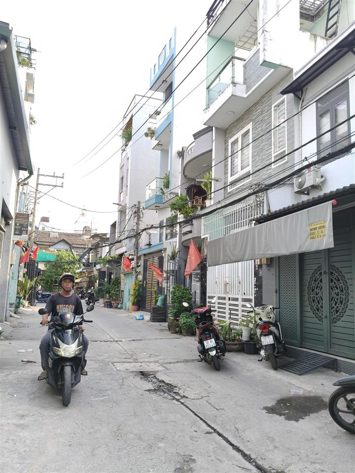 Nhà đep đường số 533m22tầng đúchẻm 6mgiá 4,3,tỷ
