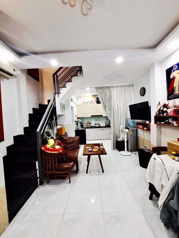 Nhà đep đường số 533m22tầng đúchẻm 6mgiá 4,3,tỷ