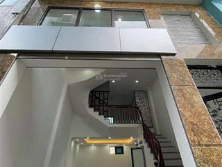 Bán nhà vĩnh quỳnh  thanh trì 45m mt4,5m 5 tầng thoáng sáng ngõ thông bãi gửi ô tô 30m giá 6 tỷ