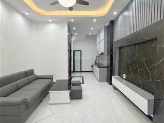 Chính chủ bán nhà sát tây nam linh đàm 40m 6tầng thang máy ô tô đỗ cửa giá 7,6 tỷ