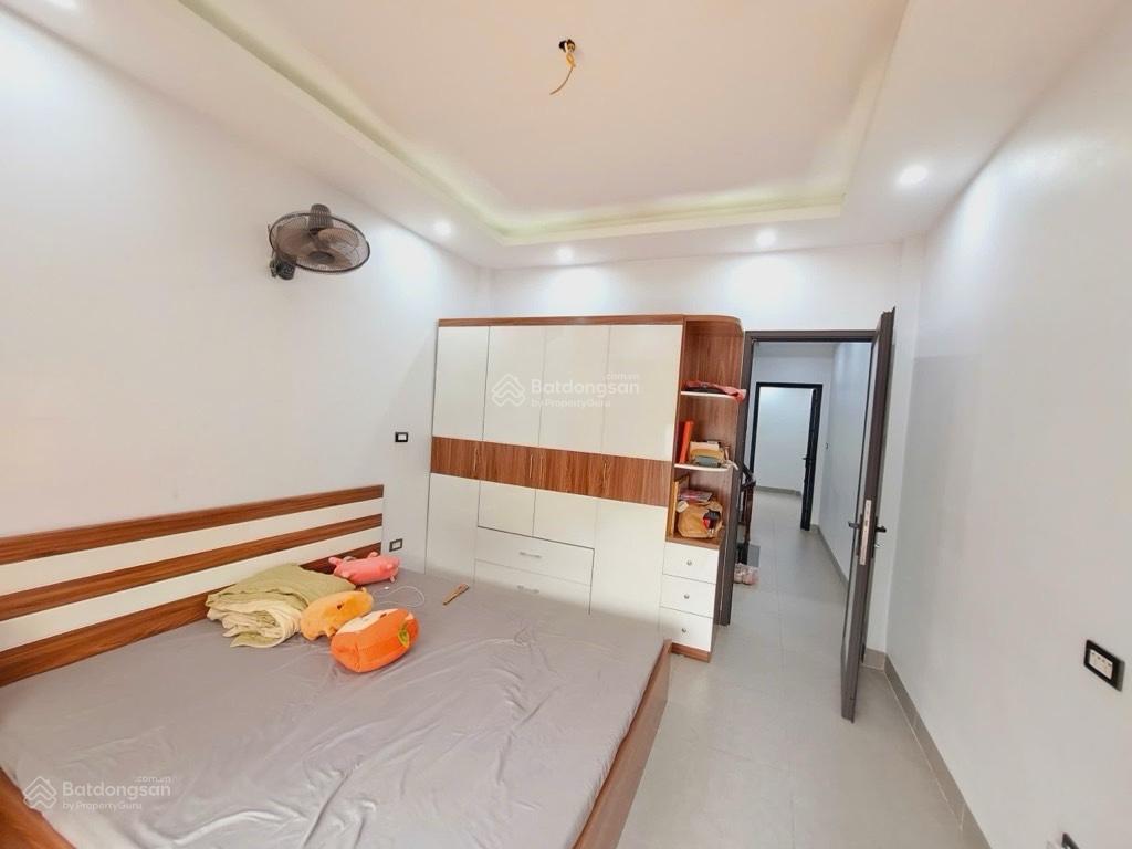 Ngay chợ đại từ p hoàng liệt 46m 5 tầng mt4m 4 ngủ mặt trước thoáng chỉ 30m ra ô tô giá 8,7 tỷ