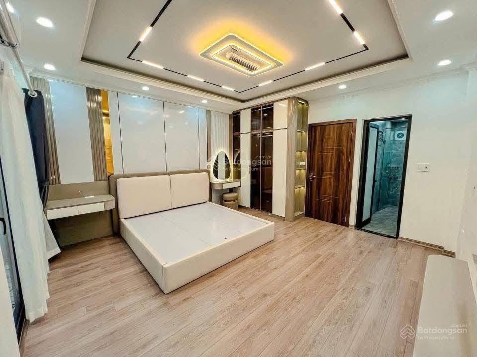 Bán nhà trần thủ độ ngọc hồi 41m 6 tầng thang máy mt5m giá 8,5 tỷ ô tô qua nhà kinh doanh online