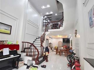 Tt phường hoàng liệt 42m mt4m 5tầng mặt thoáng sáng chỉ 20m ra ô tô tránh giá 9,2 tỷ