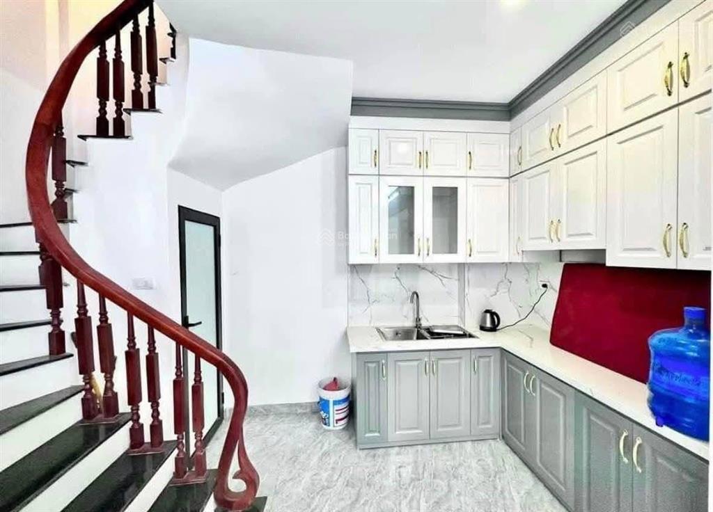 Tt phường hoàng liệt 38m 5 tầng mt4m ngõ siêu rộng mặt thoáng bãi gửi ô tô cạnh nhà giá 7 tỷ