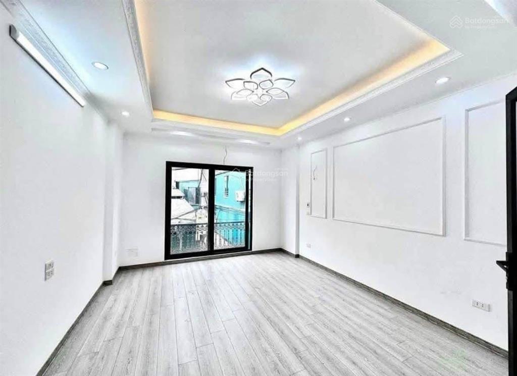 Tt phường hoàng liệt 38m 5 tầng mt4m ngõ siêu rộng mặt thoáng bãi gửi ô tô cạnh nhà giá 7 tỷ