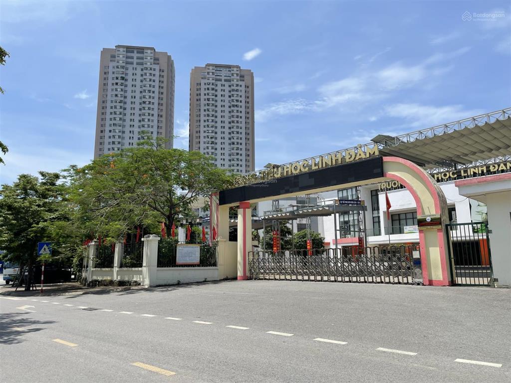 Phố linh đường hoàng liệt chính chủ bán mảnh đất 50m mt4m ô tô dừng đỗ ngõ thông kinh doanh giá 9tỷ