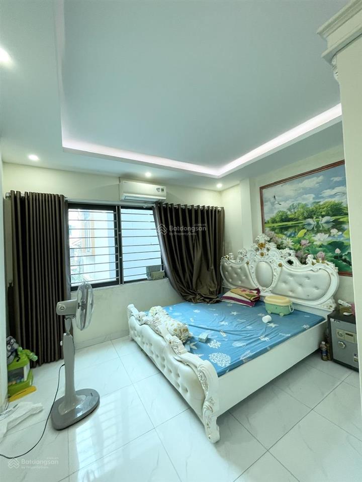 Bán nhà phố bằng liệt 46m mt4m 4 ngủ 5 tầng đẹp lung linh ngõ rộng ô tô đỗ cửa giá 9 tỷ