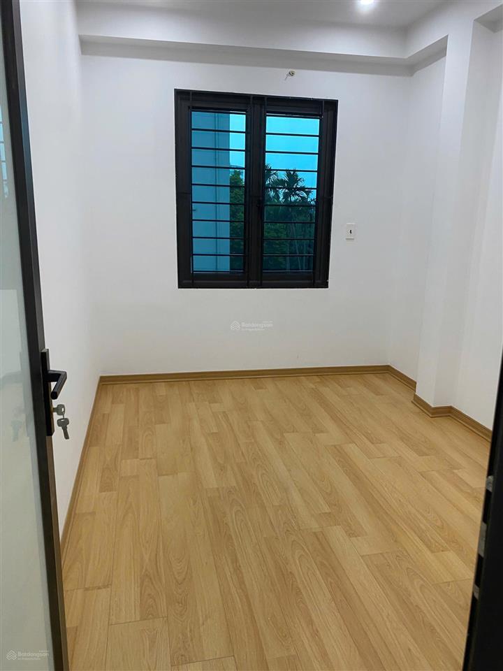 Bán nhà tựu liệt phường hoàng liệt 35m 4 tầng mt5,4m, ngõ rộng thoáng chỉ 10m ra ô tô đỗ giá 6,5 tỷ