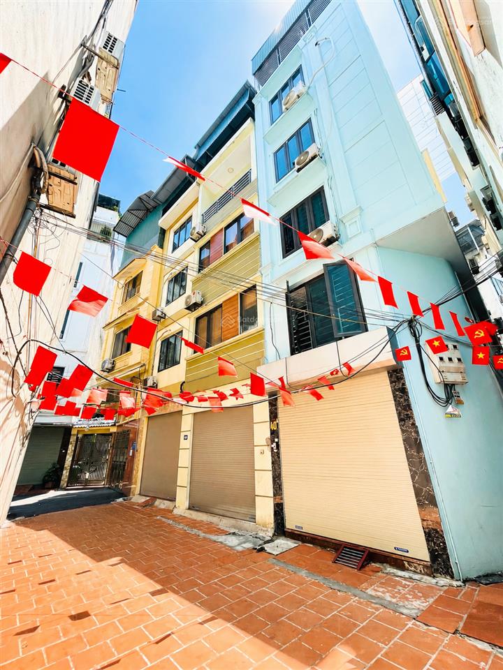 Cho thuê nhà nguyên căn ở tựu liệthoàng liệt 36m2 6 tầng full đồ ở ngay, ngõ rộng ô tô đỗ, 10tr/th