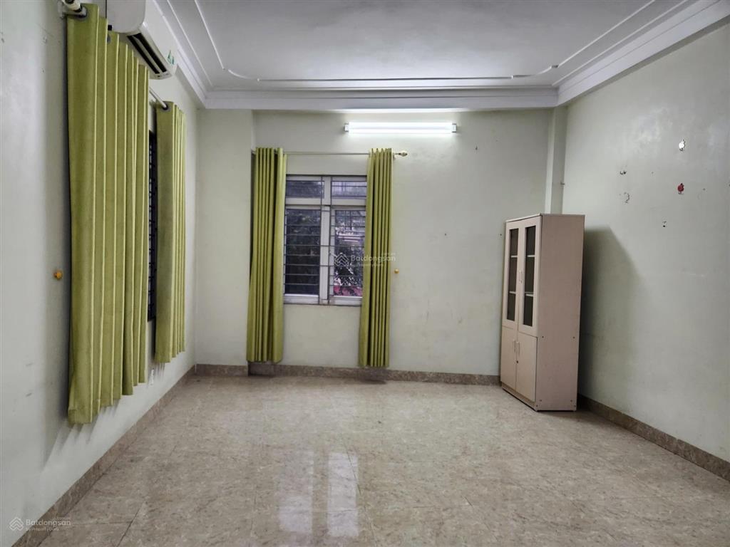 Chính chủ cho thuê nhà 48m 4 tầng 4 ngủ ngõ 2 phố hoàng liệt ô tô đỗ cửa kinh doanh onlin giá 12tr