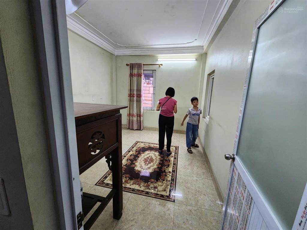 Chính chủ cho thuê nhà 48m 4 tầng 4 ngủ ngõ 2 phố hoàng liệt ô tô đỗ cửa kinh doanh onlin giá 12tr