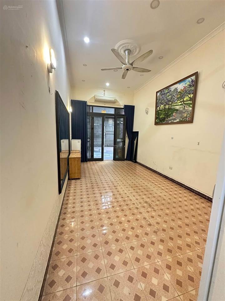 Chính chủ cho thuê nhà ngõ 203 kim ngưu  vĩnh tuy 40m2 4 tầng 4 ngủ ô tô đỗ cửa kd onl giá 10,5tr