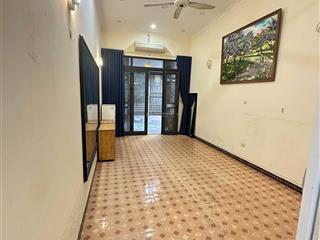 Chính chủ cho thuê nhà ngõ 203 kim ngưu  vĩnh tuy 40m2 4 tầng 4 ngủ ô tô đỗ cửa kd onl giá 10,5tr