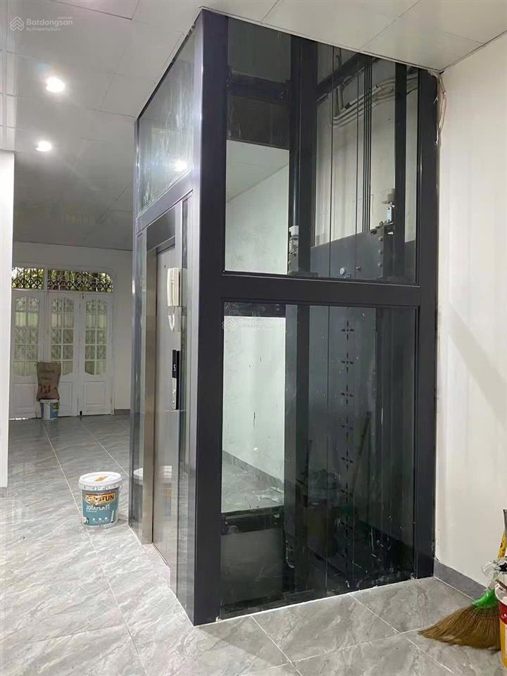 Cho thuê nhà kim đồng giáp bát 90m2 5 tầng thang máy vỉa hè 4m kd đa năng đỗ nhiều oto giá 33 tr/th