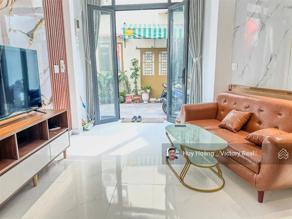 Nhà mới 3 tầng gần chợ bà hoa  trần mai ninh nở hậu 5m  giá chỉ 5.9 tỷ