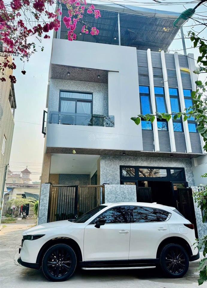 Siêu phẩm nhà 3 tầng kiểu villa 3 mặt tiền tôn đản  khe cạn không gian siêu thoáng chỉ 5 tỷ nhẹ