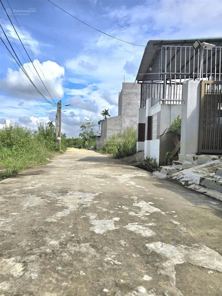 Đất đẹp yến nê hòa tiến | đường ô tô thông | cách đường nhựa 50m chỉ nhỉnh 1 tỷ .vị trí víp