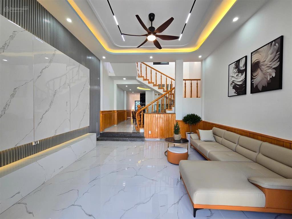 Mặt tiền nhơn hoà nhà 2 tầng 2 mê đúc kiên cố ô tô ngủ trong nhà 3pn giá 5,65 tỷ