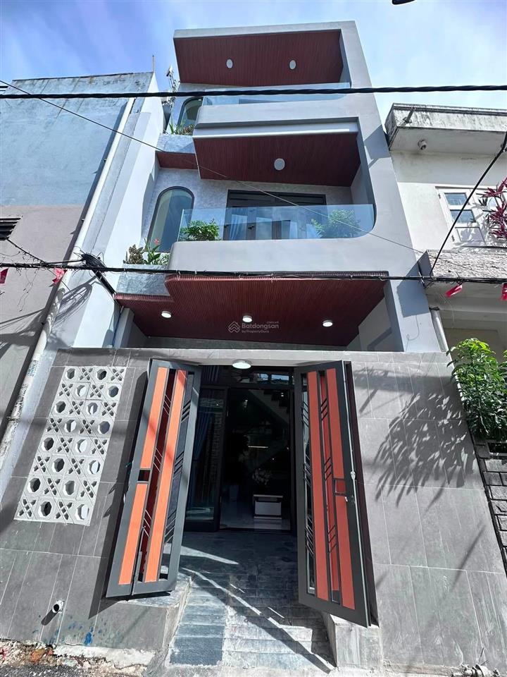 Nhà 3 tầng 3 mê kiệt ô tô thông thảm nhựa cách mặt tiền trường chinh chỉ 1 căn full nội thất