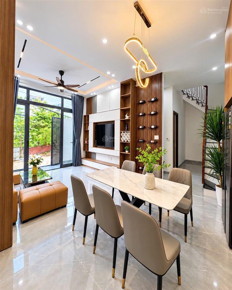 Chính thức mở bán villa 2 mặt kiệt ô tô tôn đản ngang khủng 9,5m, full nội thất! chỉ 5 tỷ tiểu học