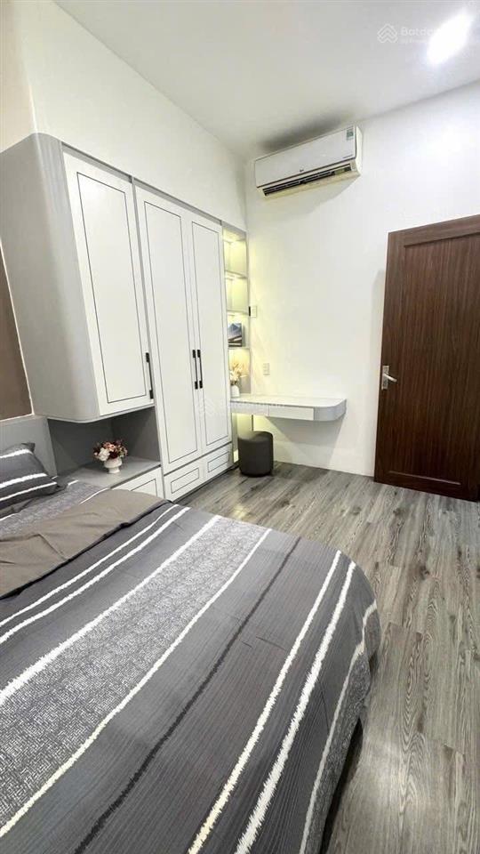 Nhà đẹp 2 mặt kiệt 2 mê cù chính lan. cực đẹp full nội thất cao cấp chỉ nhỉnh 5 tỷ
