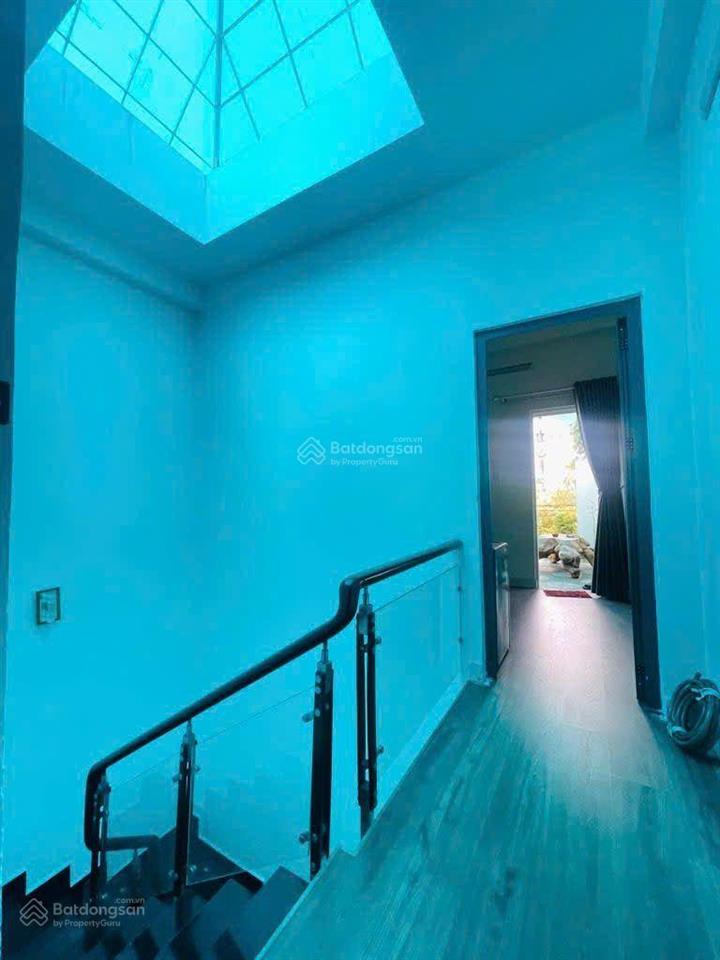 Nhà 3 tầng mặt tiền đường thạnh lộc 57 phường thạnh lộc ,q12, dt 92/66m2 (4mx22m)5,5tỷ