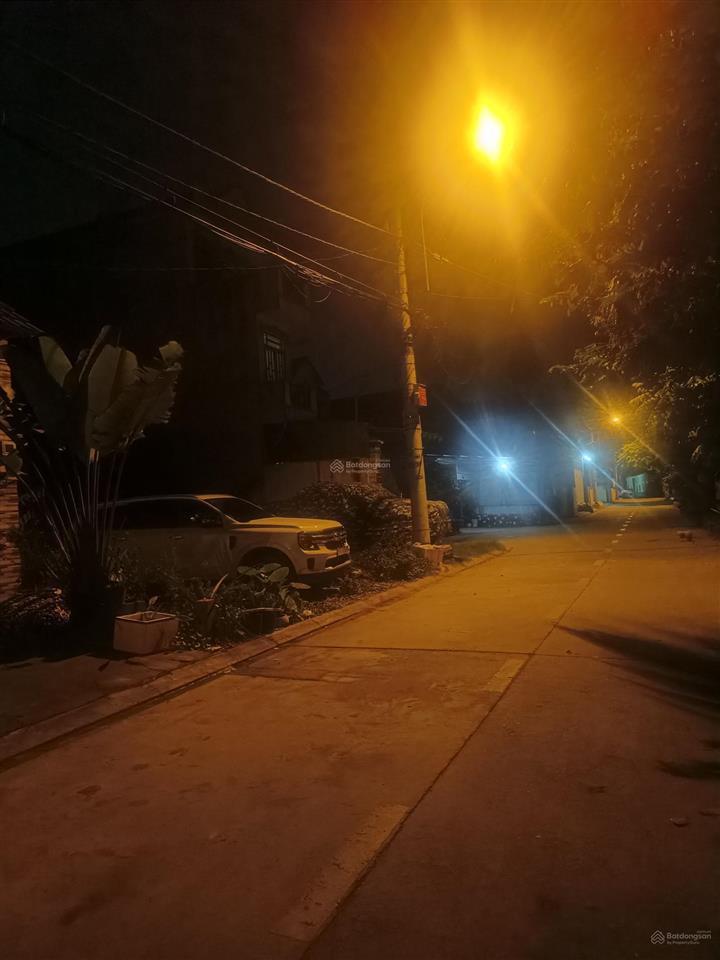 Nhà 3 tầng mặt tiền đường thạnh lộc 57 phường thạnh lộc ,q12, dt 92/66m2 (4mx22m)5,5tỷ