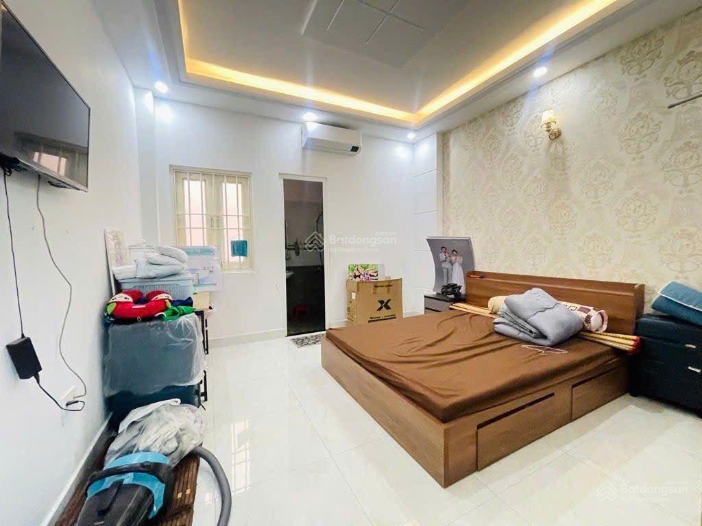 Nhà 3 tầng mặt tiền đường thạnh lộc 57 phường thạnh lộc ,q12, dt 92/66m2 (4mx22m)5,5tỷ