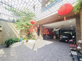 Bán biệt thự trung tâm bình thạnh siêu đẹp, 310m2 đất, gara ô tô để 10 xe máy 3 ô tô