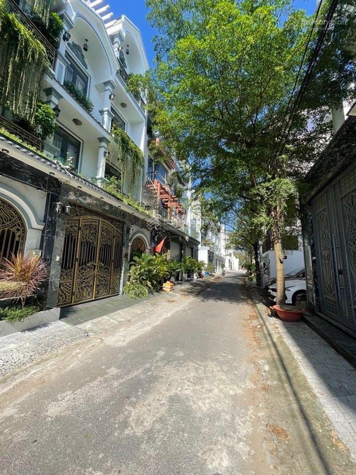 Nhà đẹp 4 tầng gara xe hơi kdc green reverside 83m ngang 6,4m full nội thất cao