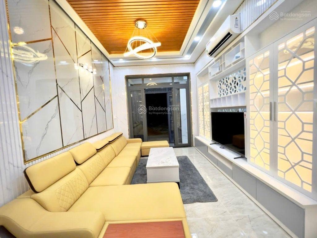 Nhà đẹp 4 tầng gara xe hơi kdc green reverside 83m ngang 6,4m full nội thất cao