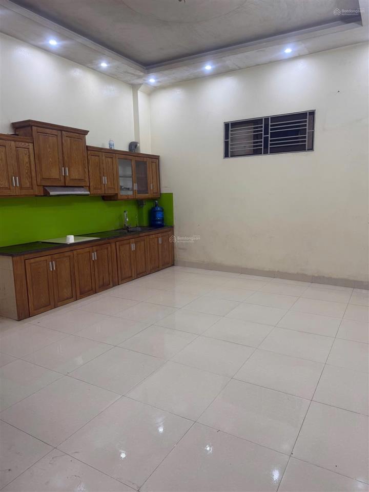 Bán nhà khê hồi thường tín 50m/3tầng mt4,8m ô tô đỗ cửa giá hơn 5 tỷ.