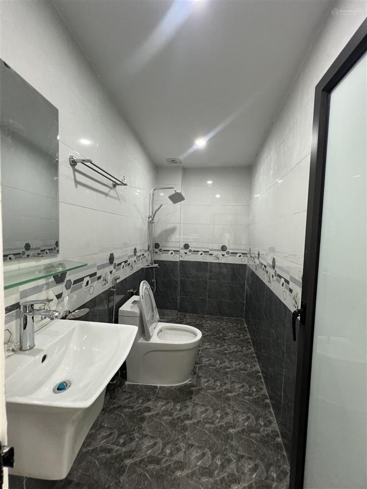 Bán nhà ngọc hồi  tứ hiệp 51m2  4 tầng  6pn  lô góc  sổ đỏ chính chủ giá 6,99 tỷ.