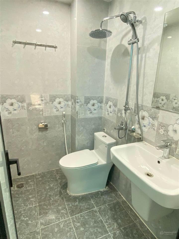 Kinh doanh  lô góc  ngõ thông tứ tungô tô tránh  nhà đẹp full nội thấtmặt tiền quyền lực cực