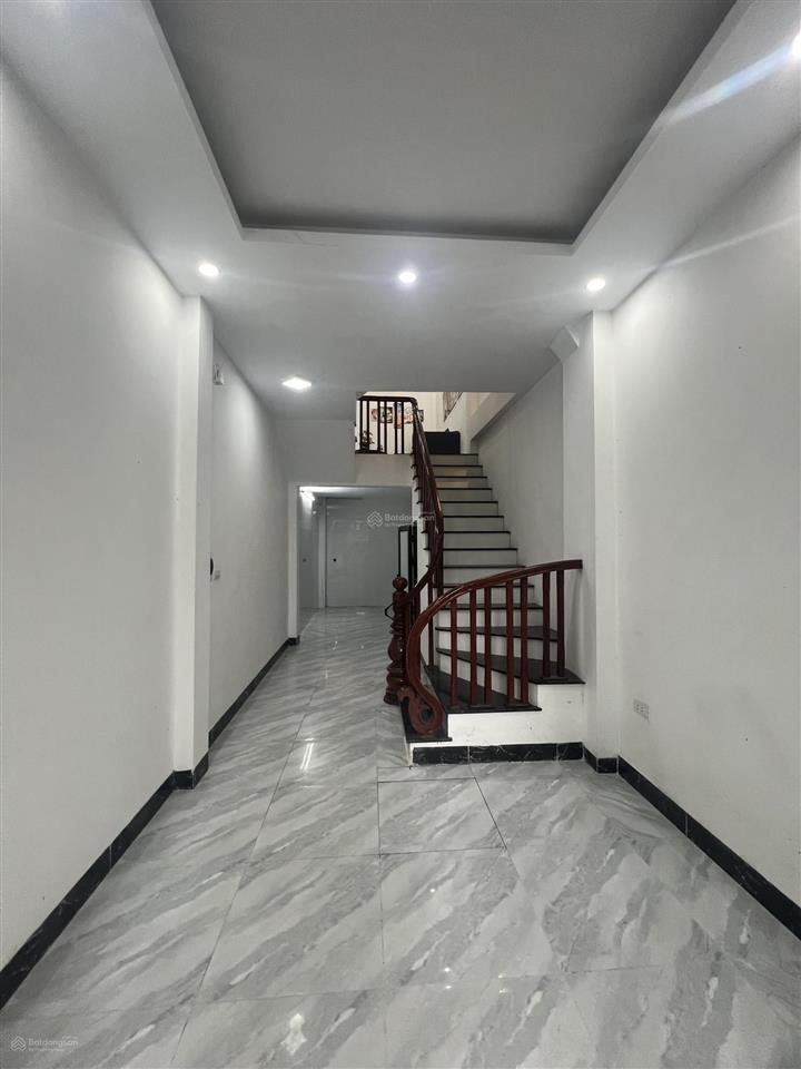 Bán nr 4pn, 5wc, 38m2, 6,8 tỷ tại bùi xương trạch, định công, hoàng mai, hà nội