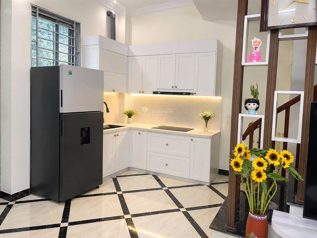 Bán nhà cổ điển tứ hiệp 34m25 tầng  mt4.5m gần ô tô giá 6 tỷ