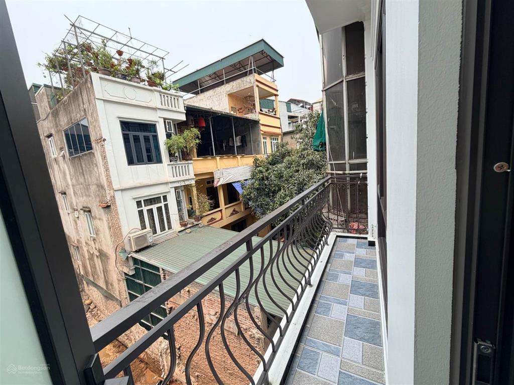 Bán nhà ngõ 296 minh khai ngo thông rộng thang máy , gần ô tô kinh doanh chủ cần bán gấp 7,3 ty