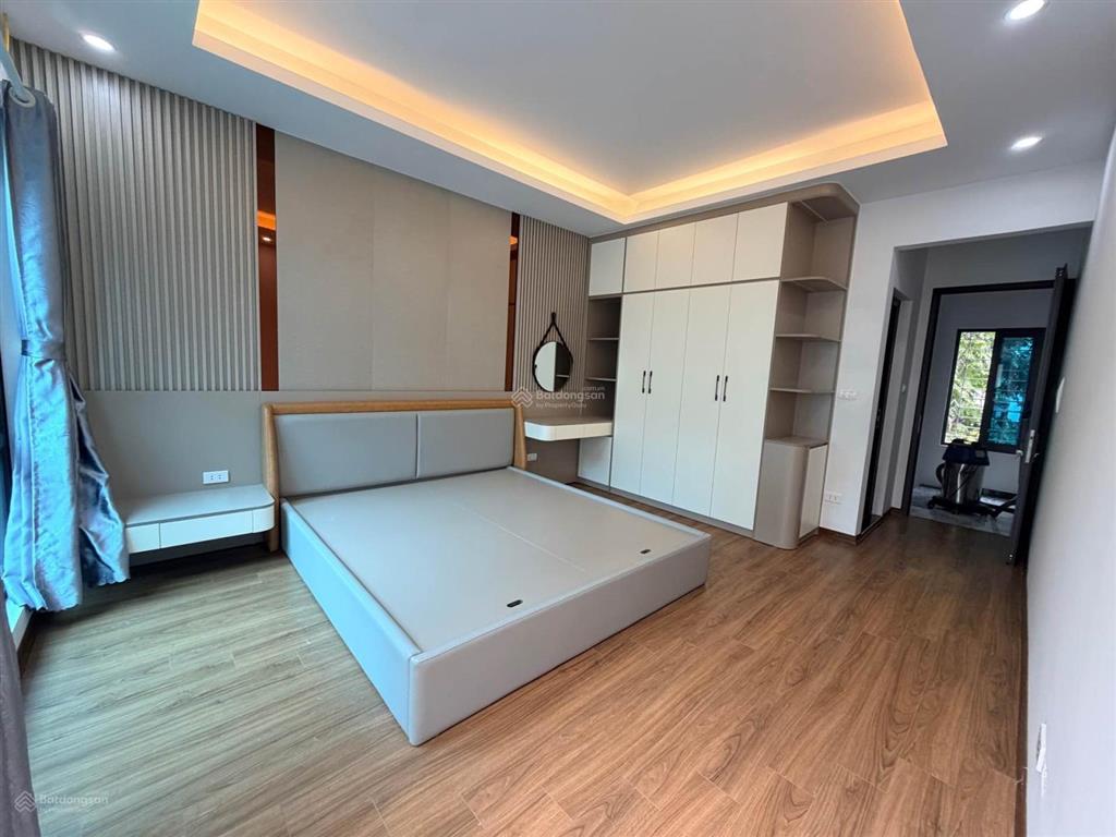 Bán nhà ngõ 296 minh khai ngo thông rộng thang máy , gần ô tô kinh doanh chủ cần bán gấp 7,3 ty
