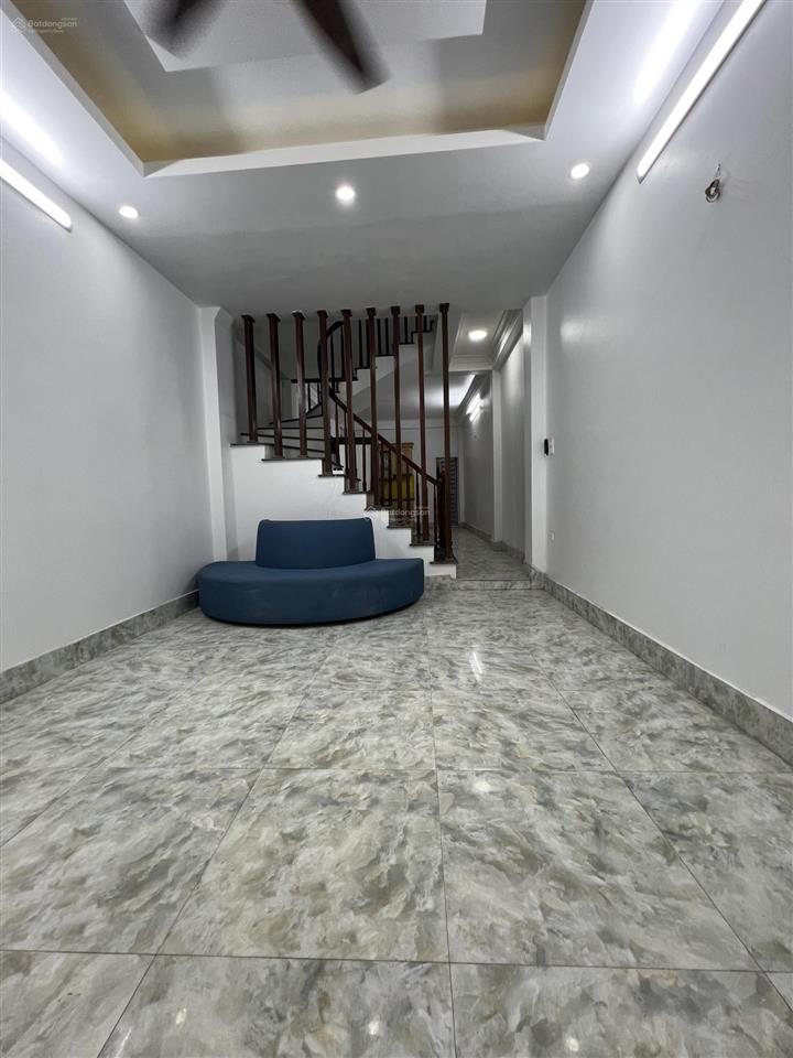 Bán nhà kim giang  linh đàm 50m2/4 tầng  5pn kcbt chắc chắn, sổ đẹp ssgd giá 7,6 tỷ